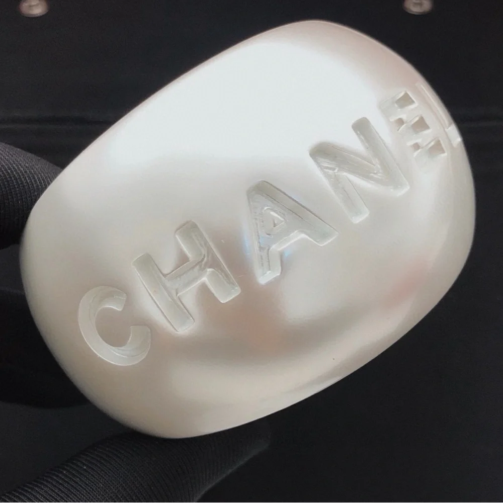CHANEL White Pearl Acrylic Open Cuff Bracelet - Picture 1 of 4